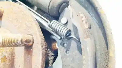 Pezzo di ricambio per auto di seconda mano pezzi vari per ford focus lim. (cb8) 1.6 tdci cat riferimenti oem iam   