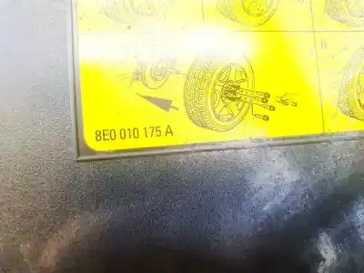 Pezzo di ricambio per auto di seconda mano plastiche per audi a5 cabriolet (8f7) 2.0 tdi riferimenti oem iam 8e0010175a  
