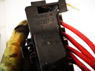 Second-hand car spare part fuse box unit for bmw 3 (e30) m3 2.3 oem iam references 14526271  1452627-1