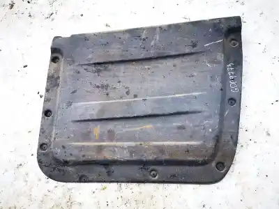 Gebrauchtes Autoersatzteil kunststoffe zum skoda praktik (5j) 1.4 tdi oem-iam-referenzen 5j8867210a