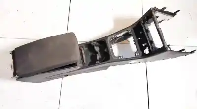 Автозапчасти б/у центральный подлокотник за opel kadett e fastback (t85) 1.4 s (c08, c48, d08, d48) ссылки oem iam 3c0863319q