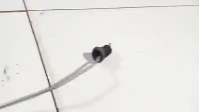 Pezzo di ricambio per auto di seconda mano plastica per opel kadett e fastback (t85) 1.4 s (c08, c48, d08, d48) riferimenti oem iam   