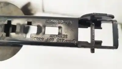 Автозапчасти б/у крюк для ремня передний правый за audi a6, c5 2001.08 - 2005.01 facelift 2.5 tdi 114kw 2001.08 - 2005.01 ссылки oem iam 4a0857833d  