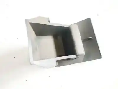 İkinci el araba yedek parçası plasti̇kler için nissan bluebird hatchback (t72, t12) 1.6 oem iam referansları 1036810a  