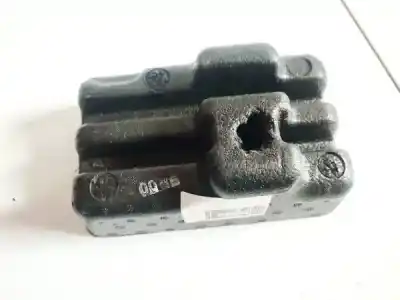 Second-hand car spare part plastics for nissan bluebird hatchback (t72, t12) 1.6 oem iam references 