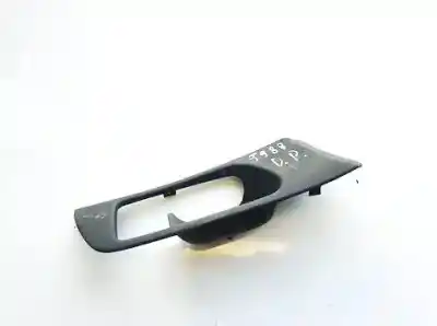 Pezzo di ricambio per auto di seconda mano plastica per toyota avensis wagon (t25) 2.0 d-4d executive riferimenti oem iam 6761505020