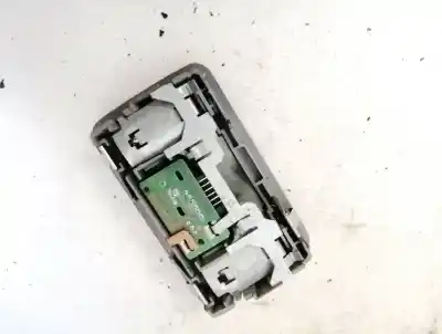 Автозапчасти б/у внутренний свет за audi a4, b5 1999.09 - 2001.08 facelift 1.9 tdi 85kw 2000.03 - 2000.11 ссылки oem iam 4b9947123  233193021e