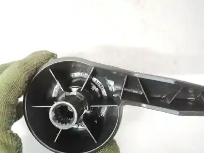 Pezzo di ricambio per auto di seconda mano plastica per dodge journey 2.0 16v crd cat riferimenti oem iam 1366540  