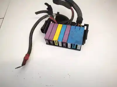 Peça sobressalente para automóvel em segunda mão caixa de fusíveis e relés por opel zafira a 2.0 dti referências oem iam 9685661