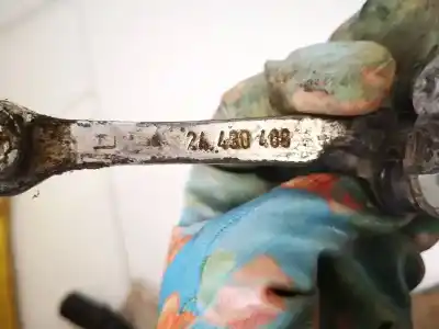 Second-hand car spare part hinge for opel zafira a 2.0 dti oem iam references 24430408  