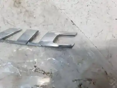 Pezzo di ricambio per auto di seconda mano emblema per opel corsa a fastback (s83) 1.2 i (f08, m08, f68, m68) riferimenti oem iam   
