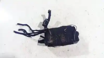 Second-hand car spare part fuse box unit for opel kadett e fastback (t85) 1.4 s (c08, c48, d08, d48) oem iam references   