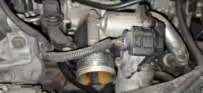 Автозапчасти б/у бабочка коробка за audi a5 cabriolet (8f7) 2.0 tdi ссылки oem iam 03l128063d  a2c53337753