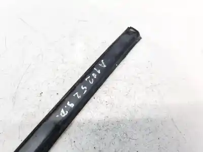 Pezzo di ricambio per auto di seconda mano plastiche per opel corsa a fastback (s83) 1.2 i (f08, m08, f68, m68) riferimenti oem iam   