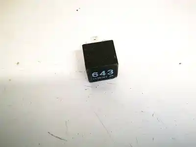 Second-hand car spare part relay for opel kadett e fastback (t85) 1.4 s (c08, c48, d08, d48) oem iam references 8k0951253
