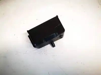 Peça sobressalente para automóvel em segunda mão cinzeiro por bmw 7-series, e65 / e66 / e67 /e68 2001.11 - 2008.06 740 d 190kw 2002.10 - 2008.06 referências oem iam 7025547  