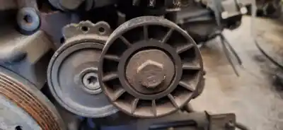 Peça sobressalente para automóvel em segunda mão esticador de correia por nissan bluebird hatchback (t72, t12) 1.6 referências oem iam 