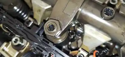 Second-hand car spare part injector for opel kadett e fastback (t85) 1.4 s (c08, c48, d08, d48) oem iam references 