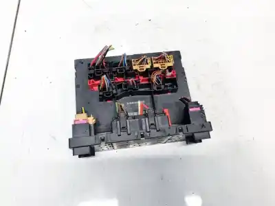 Second-hand car spare part fuse box unit for opel kadett e fastback (t85) 1.4 s (c08, c48, d08, d48) oem iam references 3c0937049e