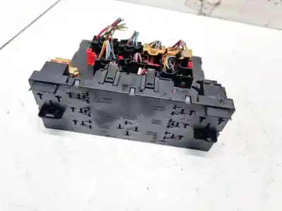 Second-hand car spare part fuse box unit for opel kadett e fastback (t85) 1.4 s (c08, c48, d08, d48) oem iam references 3c0937049e  