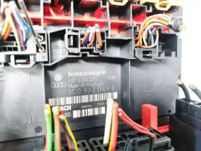 Second-hand car spare part fuse box unit for opel kadett e fastback (t85) 1.4 s (c08, c48, d08, d48) oem iam references 3c0937049e  