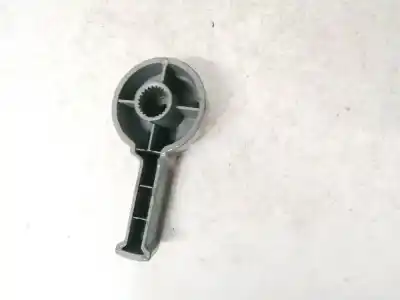 Автозапчастина б/у пластика для chrysler sebring (js) 2.0 crd посилання на oem iam 4421632  