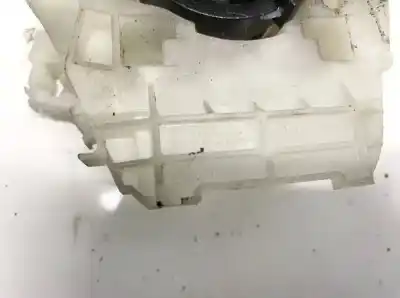 Pezzo di ricambio per auto di seconda mano plastica per nissan note (e11e) 1.6 16v cat riferimenti oem iam 17b153  