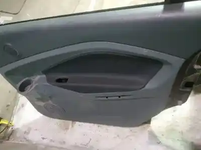 Second-hand car spare part right rear door trim for nissan bluebird hatchback (t72, t12) 1.6 oem iam references 