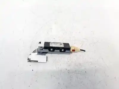 Second-hand car spare part antenna amplifier for opel kadett e fastback (t85) 1.4 s (c08, c48, d08, d48) oem iam references 1t0035577