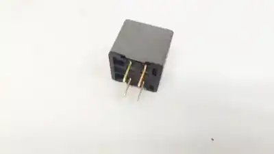 Tweedehands auto-onderdeel relais voor chrysler grand voyager 3.3 v6 oem iam-referenties 04692141aa