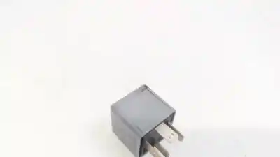 Peça sobressalente para automóvel em segunda mão relé para automóvel por audi a4 avant (b5) 2.4 referências oem iam 8d0951253a  