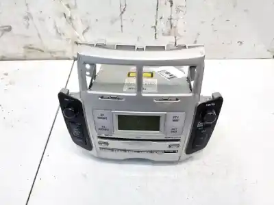 Peça sobressalente para automóvel em segunda mão sistema de áudio / rádio cd por skoda octavia ii combi (1z5) 1.6 tdi 4x4 referências oem iam 861200d210