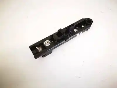 Pezzo di ricambio per auto di seconda mano gancio cintura anteriore destro per opel kadett e fastback (t85) 1.4 s (c08, c48, d08, d48) riferimenti oem iam 3c8857819