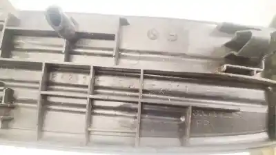 Pezzo di ricambio per auto di seconda mano plastiche per opel corsa a fastback (s83) 1.2 i (f08, m08, f68, m68) riferimenti oem iam 84212sea0030  84212-sea-0030