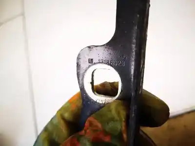 Second-hand car spare part bonnet hinge for bmw 3 (e30) m3 2.3 oem iam references 13186923  