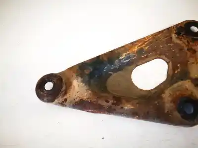 Second-hand car spare part engine support for opel zafira a 2.0 dti oem iam references   