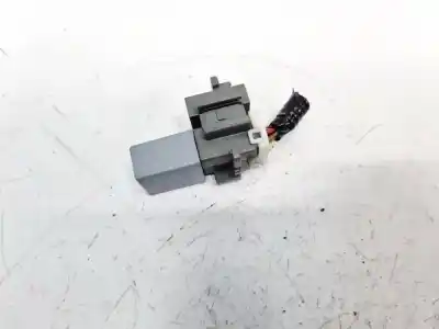 Second-hand car spare part relay for honda cr-v iii 2.0 i oem iam references rc5102