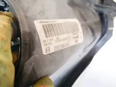 Second-hand car spare part right headlight for bmw 3 (e30) m3 2.3 oem iam references 13186382  