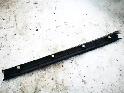 Pezzo di ricambio per auto di seconda mano plastiche per opel corsa a fastback (s83) 1.2 i (f08, m08, f68, m68) riferimenti oem iam 84433smge000m1  84433-smg-e000-m1