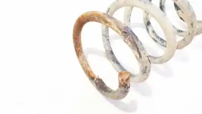 Second-hand car spare part shock absorber spring for nissan bluebird hatchback (t72, t12) 1.6 oem iam references   