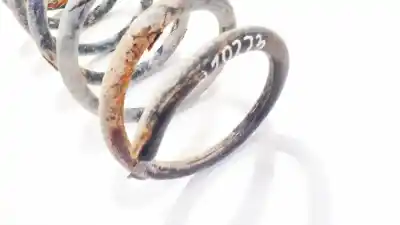 Second-hand car spare part shock absorber spring for nissan bluebird hatchback (t72, t12) 1.6 oem iam references   