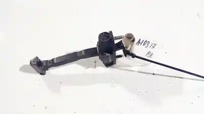 Second-hand car spare part hinge for nissan bluebird hatchback (t72, t12) 1.6 oem iam references 