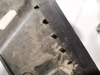 Second-hand car spare part plastics for bmw 3 (e30) m3 2.3 oem iam references 332004790  13140361