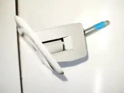 Pezzo di ricambio per auto di seconda mano plastica per bmw 3 (e30) m3 2.3 riferimenti oem iam 332817667  