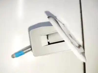 Pezzo di ricambio per auto di seconda mano plastica per bmw 3 (e30) m3 2.3 riferimenti oem iam 332817667  