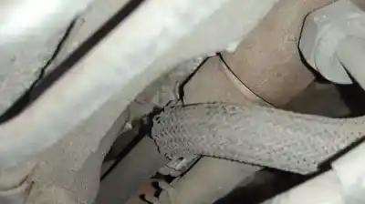 Second-hand car spare part distributor pipe for toyota corolla (e12) 2.0 d-4d sol berlina oem iam references   