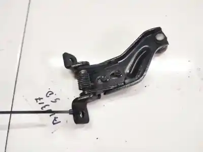 Second-hand car spare part support / sliding door guide for nissan bluebird hatchback (t72, t12) 1.6 oem iam references 325373611r