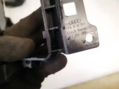 Second-hand car spare part plastics for audi q7 (4l) 3.0 tdi oem iam references 4l1857289  