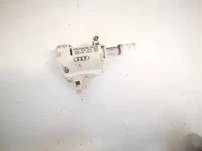 Pièce détachée automobile d'occasion couvercle extérieur du moteur carburant pour audi q7 (4l) 3.0 tdi références oem iam 4l0810773