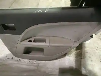 Автозапчастина б/у обликка задніх правіх дверей для nissan bluebird hatchback (t72, t12) 1.6 посилання на oem iam   